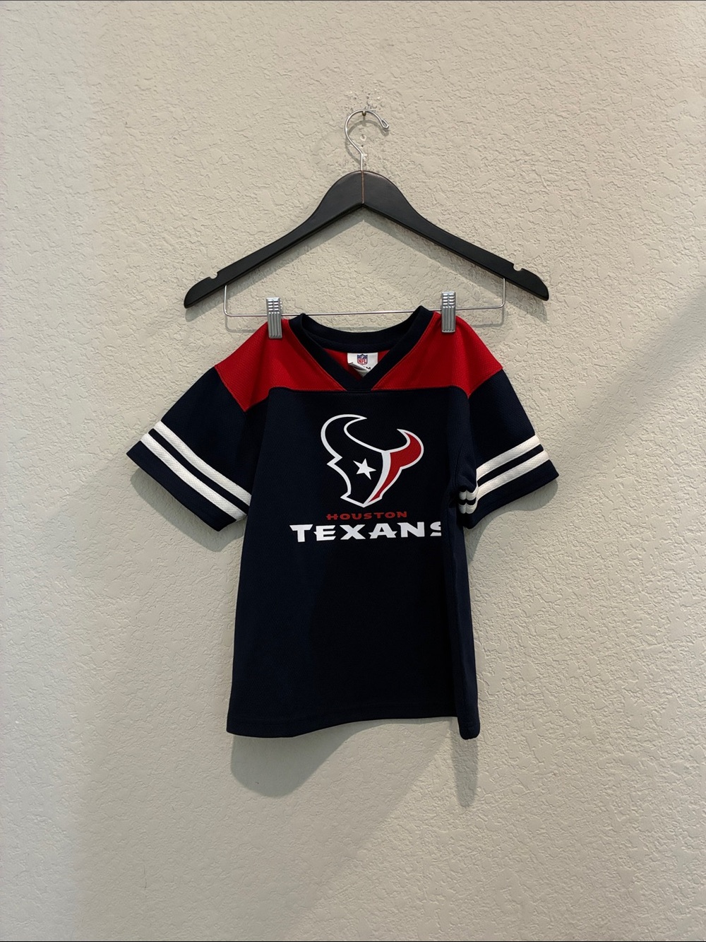 Team Apparel Kids Houston Texans Navy and Red Football Tee